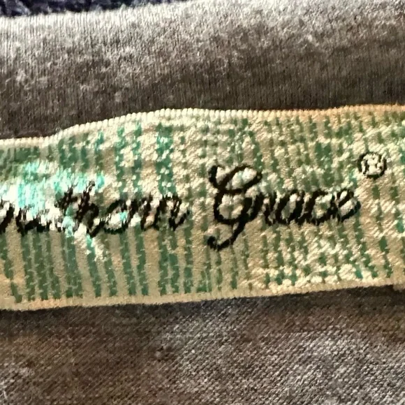 Southern Grace Gray Tee with Multicolor Bull Design - Picture 2 of 2